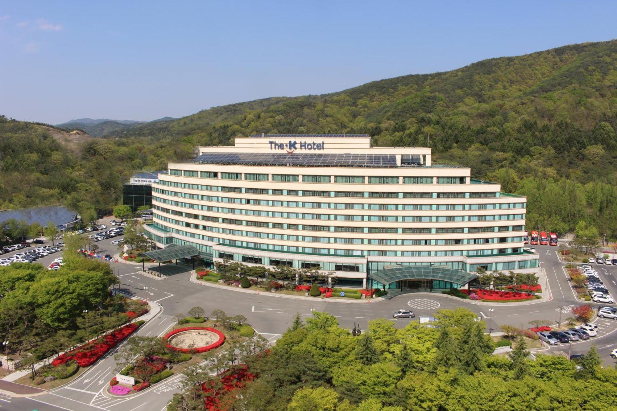 The K Hotel Гиеонгджу Екстериор снимка