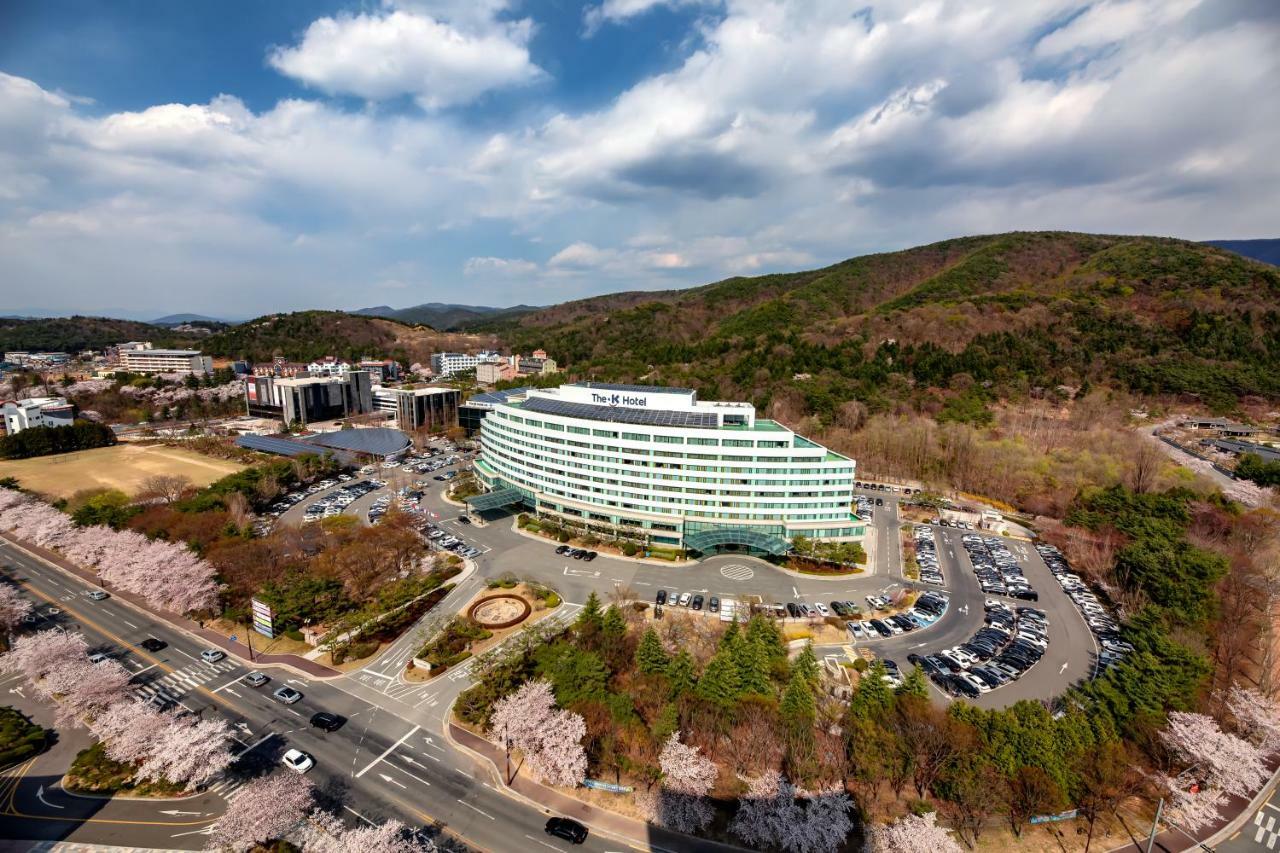 The K Hotel Гиеонгджу Екстериор снимка